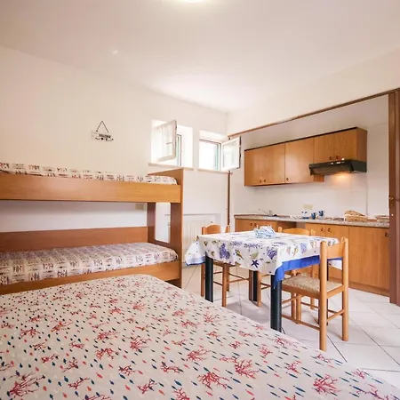Apartment Appartamenti Benedetta Casale Reciso