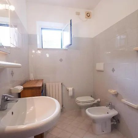 Apartment Appartamenti Benedetta Casale Reciso
